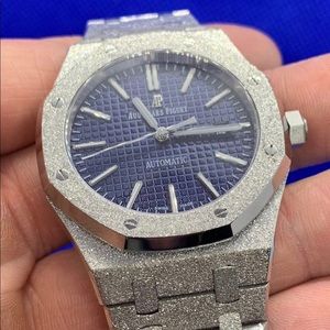 Meet your Posher, Vince